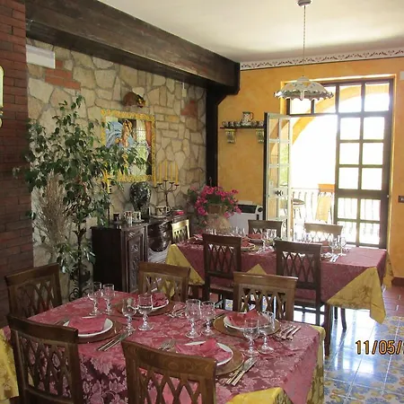 Reggia Saracena Séjour à la ferme *