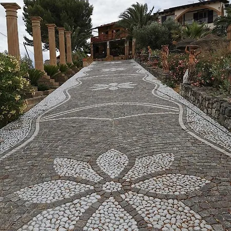 Reggia Saracena
