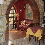 Reggia Saracena Фермерский дом