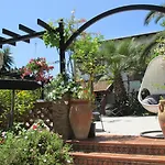 Reggia Saracena Фермерский дом