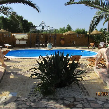 Reggia Saracena Farm stay
