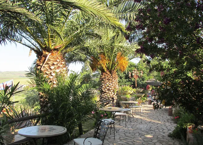 Reggia Saracena Vakantieboerderij *