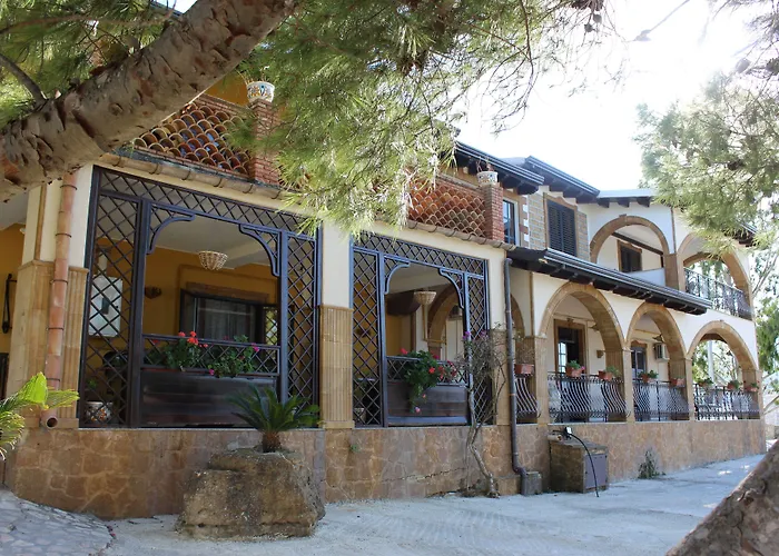 Reggia Saracena 팜스테이