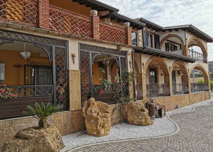 팜스테이 Reggia Saracena *