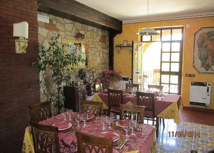 Reggia Saracena 팜스테이 *